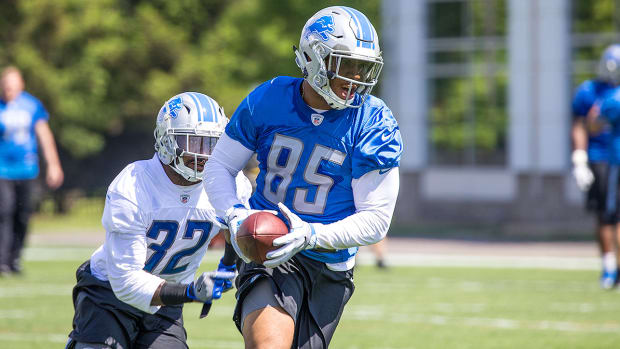 eric-ebron-detroit-lions-otas.jpg